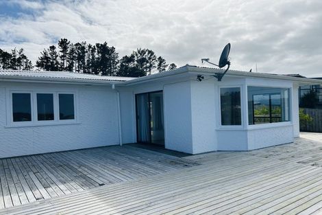 Photo of property in 12 Moana Road, Tinopai, Matakohe, 0593