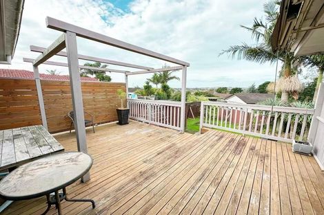 Photo of property in 5 Glenmore Road, Sunnyhills, Auckland, 2010