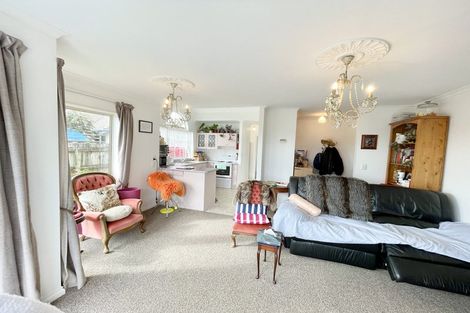 Photo of property in 9 Cobbe Place, Pomare, Rotorua, 3015