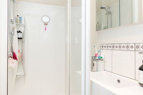 Photo of property in 5 Larkins Street, Helensburgh, Dunedin, 9010