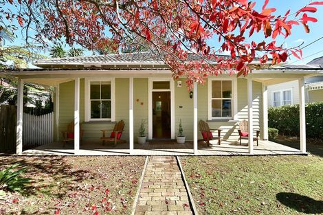 Photo of property in 25 Kowhai Street, Helensville, 0800