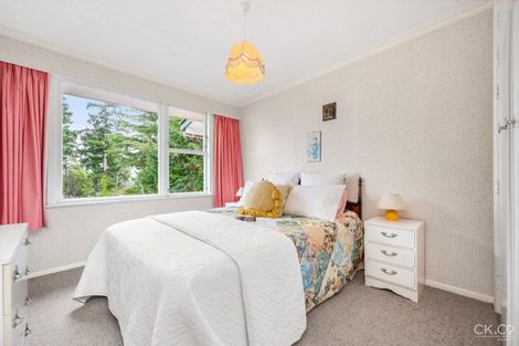 Photo of property in 42 Norana Road, Maoribank, Upper Hutt, 5018