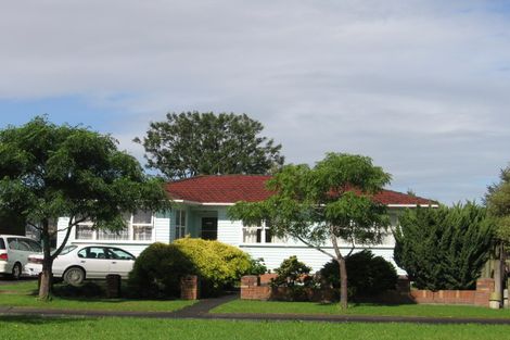 Photo of property in 69 Universal Drive, Henderson, Auckland, 0610