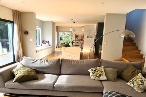 Photo of property in 39a Verbena Road, Birkdale, Auckland, 0626