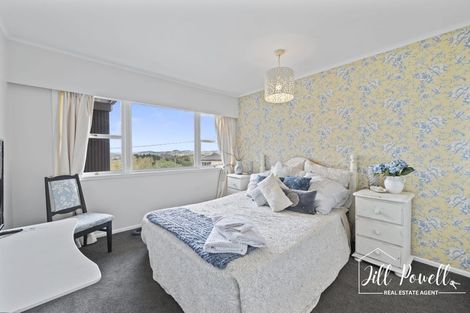 Photo of property in 2 Bickerstaffe Road, Maungaturoto, 0520