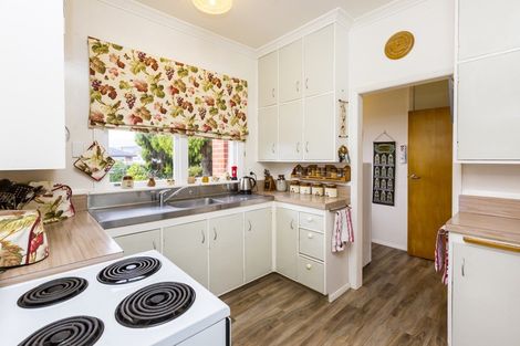 Photo of property in 70 Pine Avenue, Ebdentown, Upper Hutt, 5018