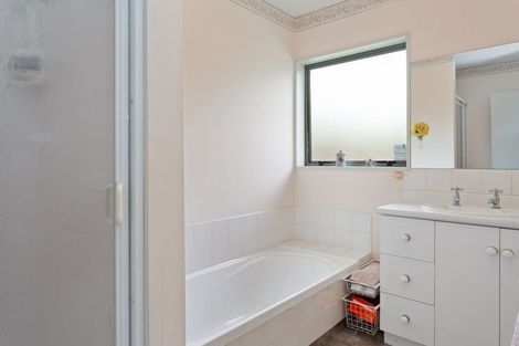 Photo of property in 36a Grants Road, Papanui, Christchurch, 8053