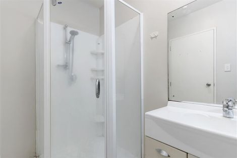 Photo of property in 7/81 Birkenhead Avenue, Birkenhead, Auckland, 0626