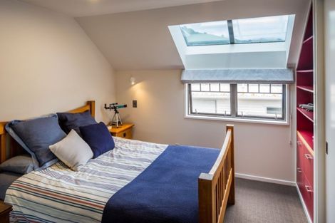 Photo of property in 374 Muritai Road, Eastbourne, Lower Hutt, 5013