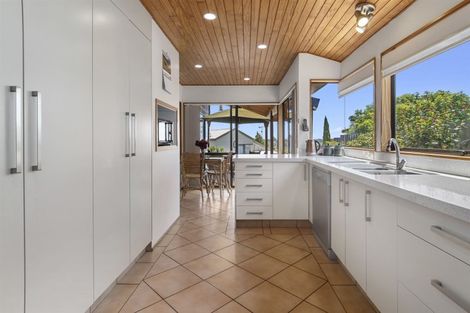 Photo of property in 109 Victory Street, Welcome Bay, Tauranga, 3112