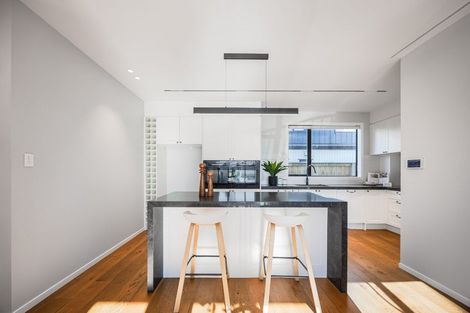 Photo of property in 2 Picnic Point Road, Hobsonville, Auckland, 0616