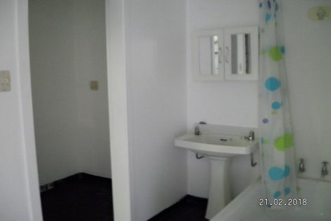 Photo of property in 2/82 Barnard Street, Wadestown, Wellington, 6012