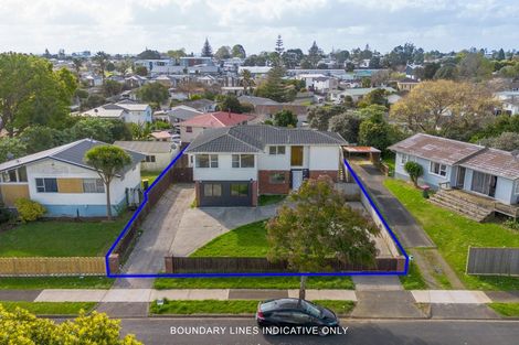 Photo of property in 12 Ronald Place, Manurewa, Auckland, 2102