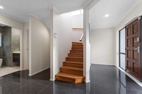 Photo of property in 12b Kimberly Grove, Greenhithe, Auckland, 0632