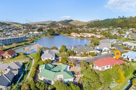 Photo of property in 7 Mariners Way, Whitby, Porirua, 5024