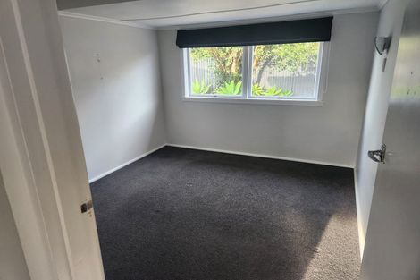 Photo of property in 35 Pukeko Place, Westshore, Napier, 4110