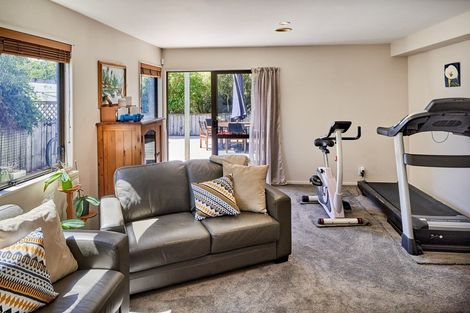 Photo of property in 12 Dornoch Place, Papakowhai, Porirua, 5024