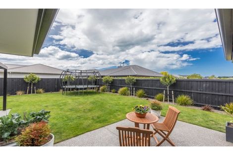 Photo of property in 14 Bayliss Drive, Kaiapoi, 7630