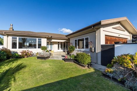 Photo of property in 236 Kennedy Road, Onekawa, Napier, 4110