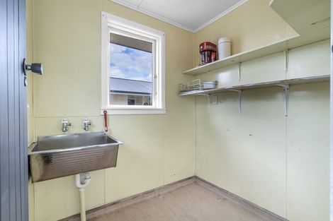 Photo of property in 17 Sword Street, Gore, 9710