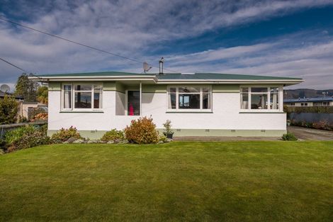 Photo of property in 20 Rugby Street, Waimate, 7924