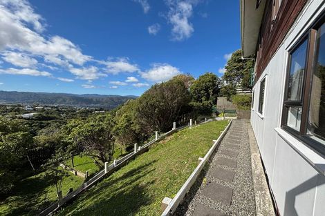 Photo of property in 272 Dowse Drive, Maungaraki, Lower Hutt, 5010