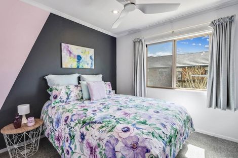 Photo of property in 16 Kedge Drive, Mangawhai, 0505