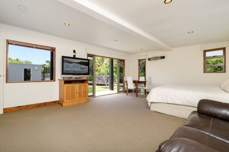 Photo of property in 141 Karewa Parade, Papamoa Beach, Papamoa, 3118