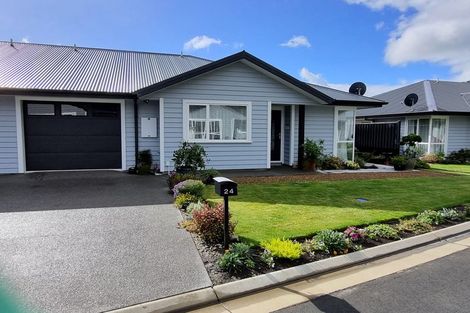 Photo of property in Maltworks Villas, 24/60 Port Hills Road, Heathcote Valley, Christchurch, 8022