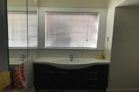 Photo of property in 15 Porritt Avenue, Mount Victoria, Wellington, 6011