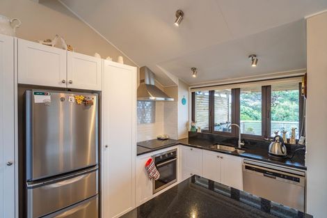 Photo of property in 279 Peka Peka Road, Peka Peka, Waikanae, 5391