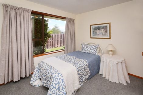 Photo of property in 4 Seadown Crescent, Amberley, 7410