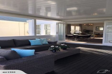 Photo of property in 34 Sentinel Road, Herne Bay, Auckland, 1011