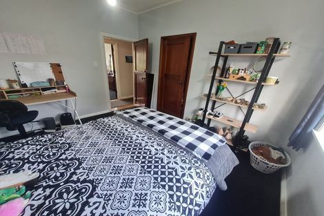 Photo of property in 17 Paeroa Street, Riccarton, Christchurch, 8041