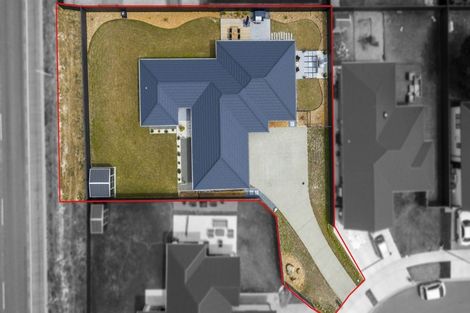 Photo of property in 27 Salisbury Crescent, Wallaceville, Upper Hutt, 5018