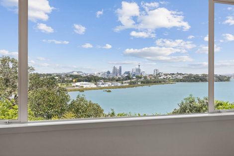 Photo of property in 83 Ngataringa Road, Devonport, Auckland, 0624