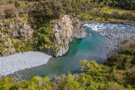 Photo of property in 407 Upper Waingawa Road, Kaituna, Masterton, 5888