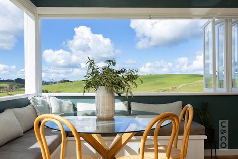 Photo of property in 79 Mount Albion Rise, Taupaki, Henderson, 0782