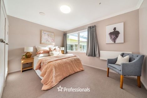 Photo of property in 108 Normandale Road, Normandale, Lower Hutt, 5010