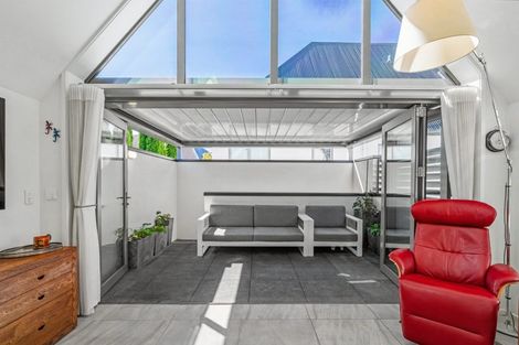 Photo of property in 4/155 Peterborough Street, Christchurch Central, Christchurch, 8013