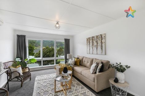 Photo of property in 165 Wellington Road, Wainuiomata, Lower Hutt, 5014