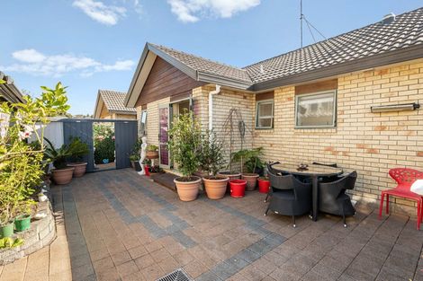 Photo of property in 15/262 Centreway Road, Orewa, 0931