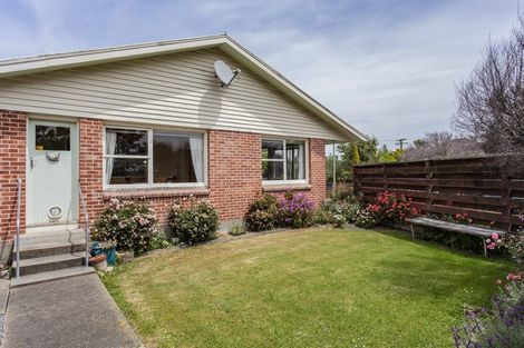 Photo of property in 9 Douglas Road, Amberley, 7410