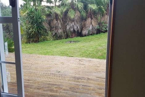 Photo of property in 2/40 Hillcrest Avenue, Hillcrest, Auckland, 0627