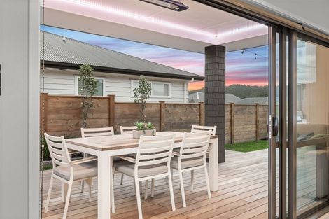 Photo of property in 198 Matua Road, Kumeu, 0810