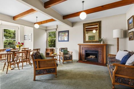 Photo of property in 51 Awa Road, Karaka Bays, Wellington, 6022