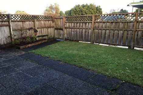 Photo of property in 1/66 Great South Road, Papakura, 2110