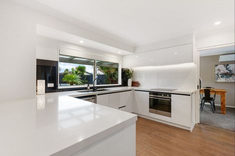 Photo of property in 48 Kilimanjaro Drive, Northpark, Auckland, 2013