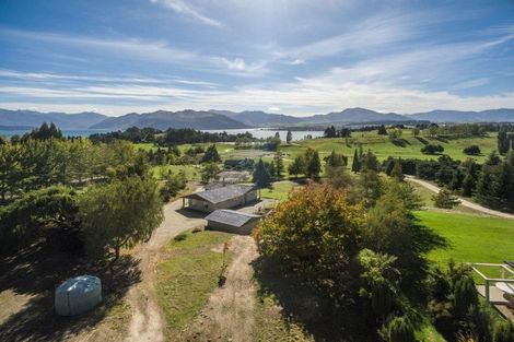 Photo of property in 219 Mount Aspiring Road, Wanaka, 9305