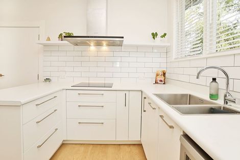 Photo of property in 139 Newcastle Street, Windsor, Invercargill, 9810